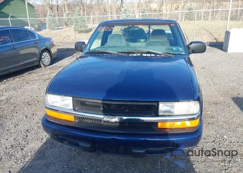 2000 Chevrolet S-10 Ls from USA, damaged, VIN 1GCCS1444YK107451